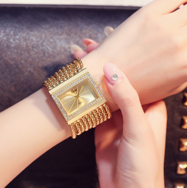 Set di gioielli da donna: bracciali e orologi con strass, design quadrato, orologio versatile_voghion.com