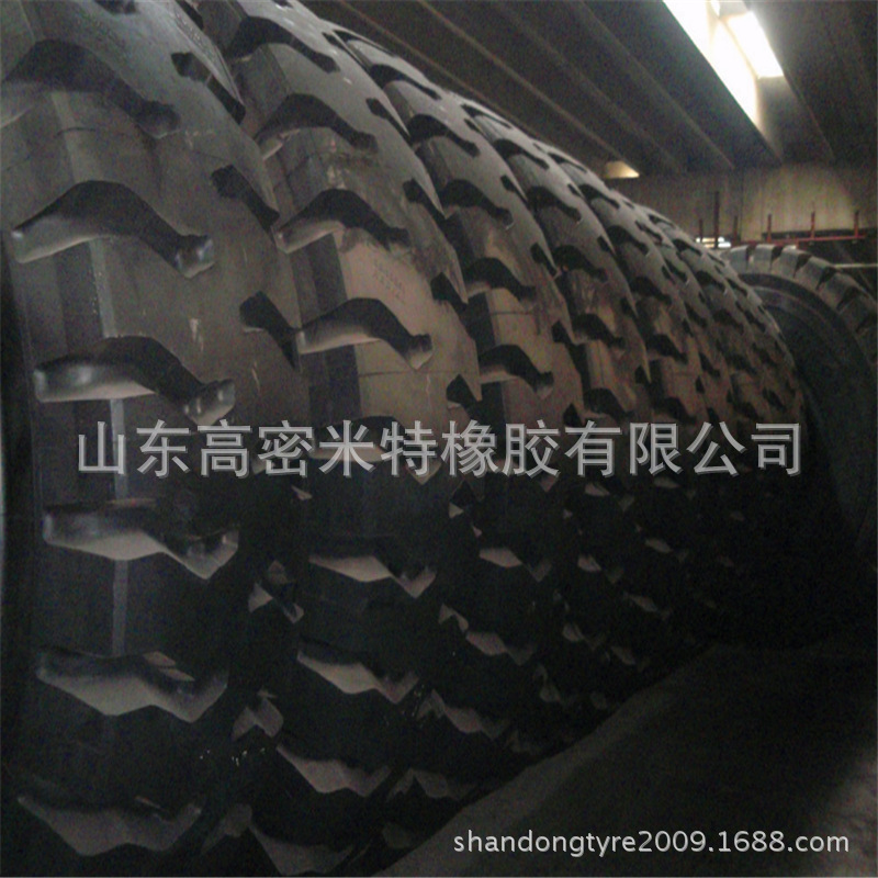 现货供应巨型工程轮胎40.00R57 大型矿山车轮胎4000R57全钢丝轮胎