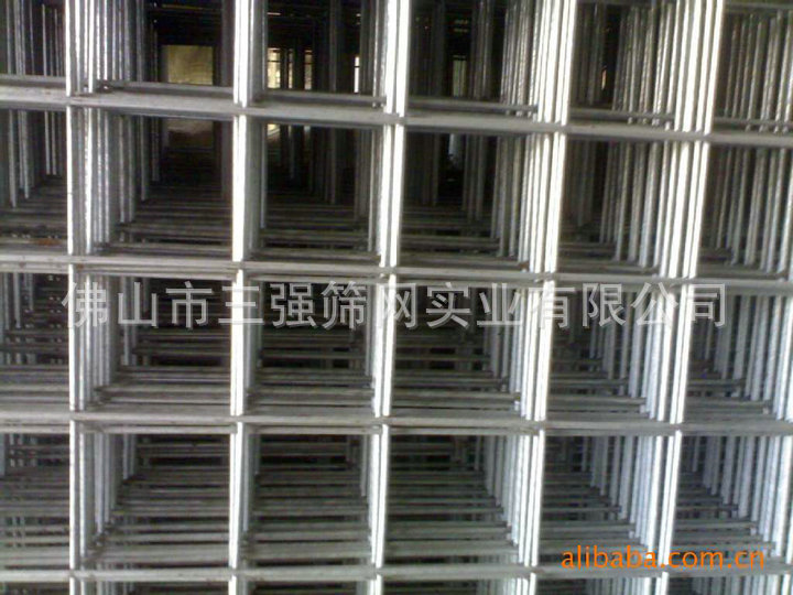 厂家供应 耐腐蚀不锈钢护栏 护栏网 广州钢板网 钢板网加工