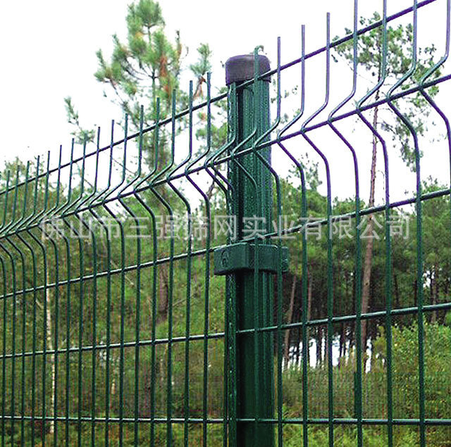 长期生产 耐腐蚀铁丝围栏网 防滑钢板网 钢板网加工