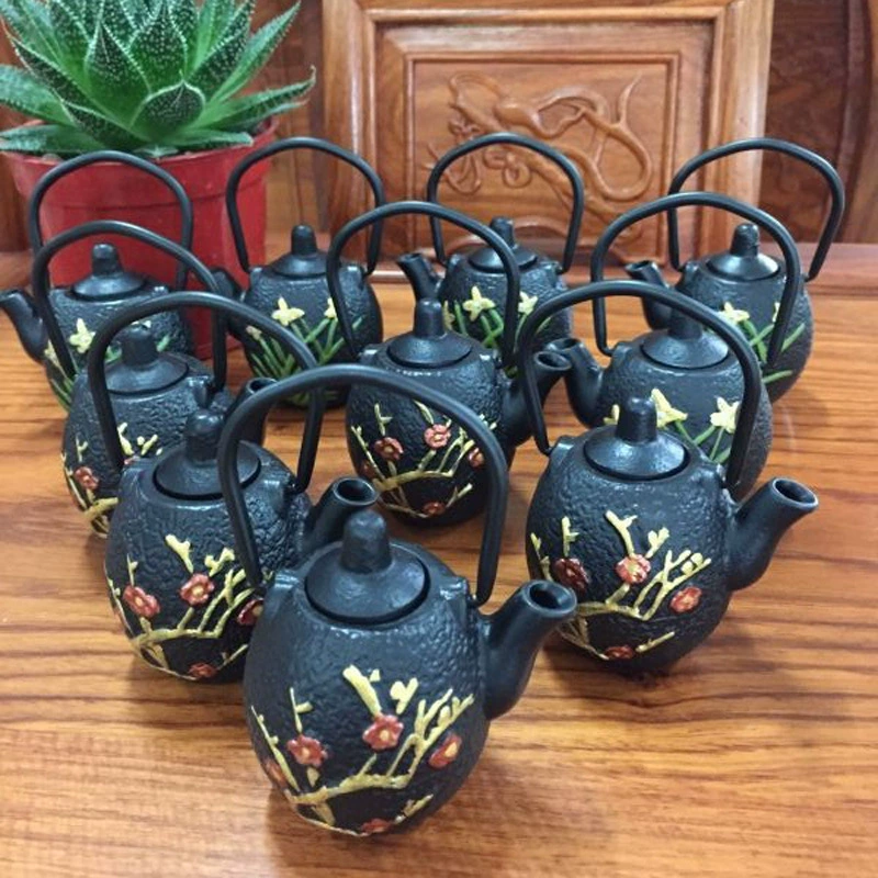« Mini iron pot imitation Japanese cast iron teapot small gold pot raw iron kung fu tea set for many options» должен быть переведен на русский