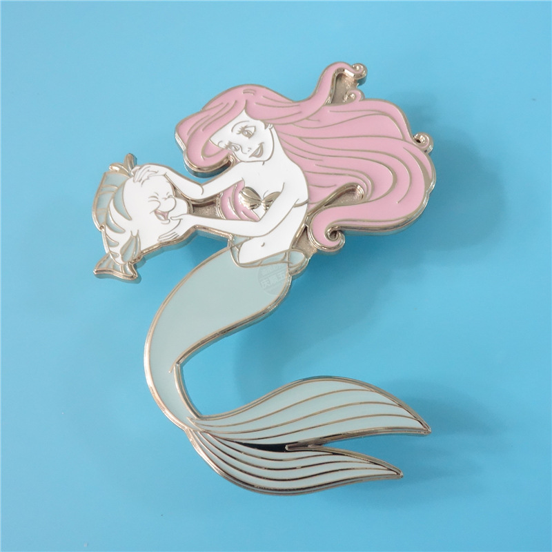 厂家生产动漫周边金属箱包标牌 美人鱼标牌 烤漆铭牌 铆柱标牌