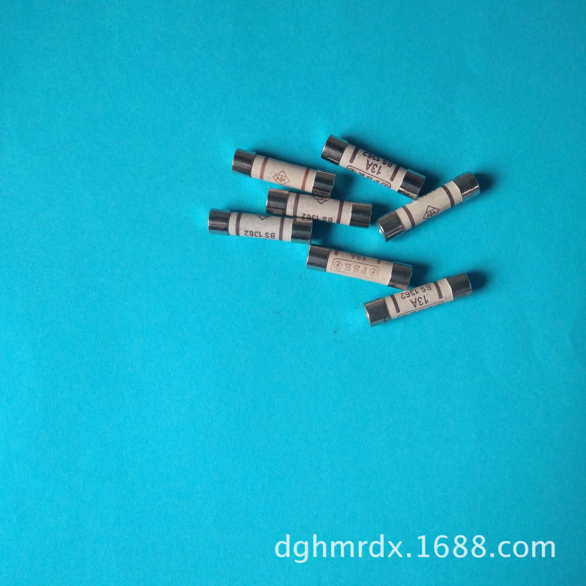 规格齐全英规插头陶瓷锌合金帽保险丝英国内架支架用bs-1362插座