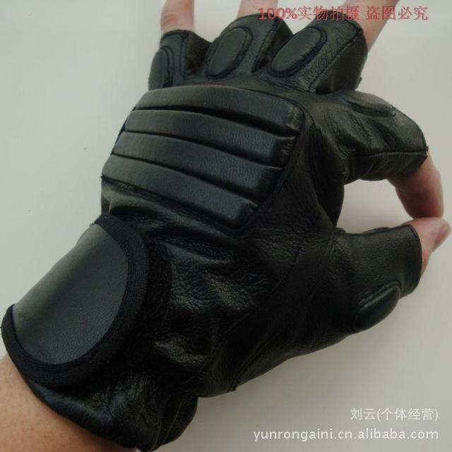 男士机车半指防护手套防撞防摔防风摩托车手套安保救援战术手套