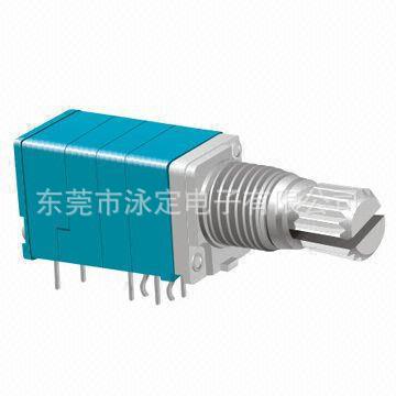 R097双联带开关电位器汽车音响功放碳膜电位器密封电位器调速调光