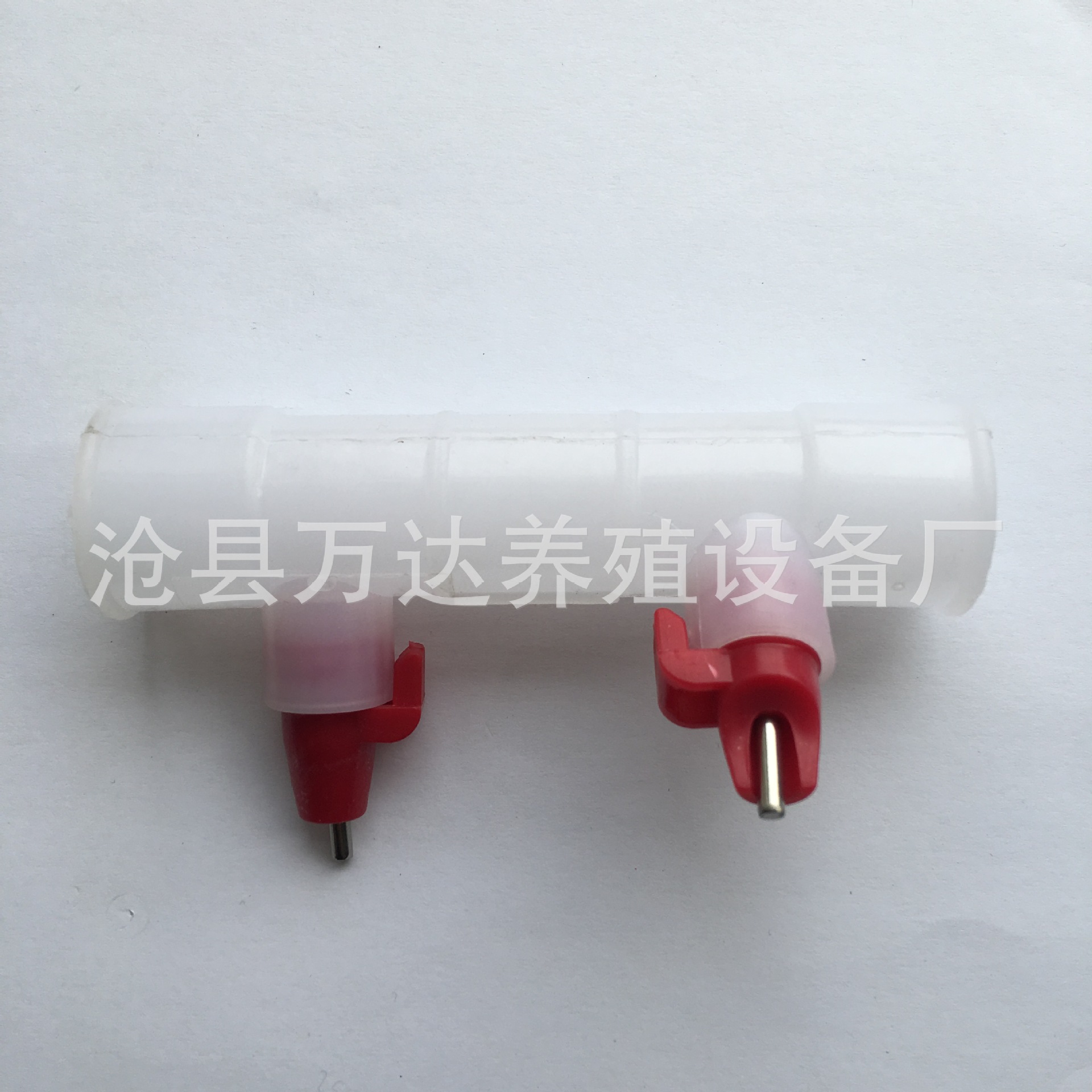 鸭用饮水鸭用双乳头 鸡用饮水器 鸡用钢球饮水器