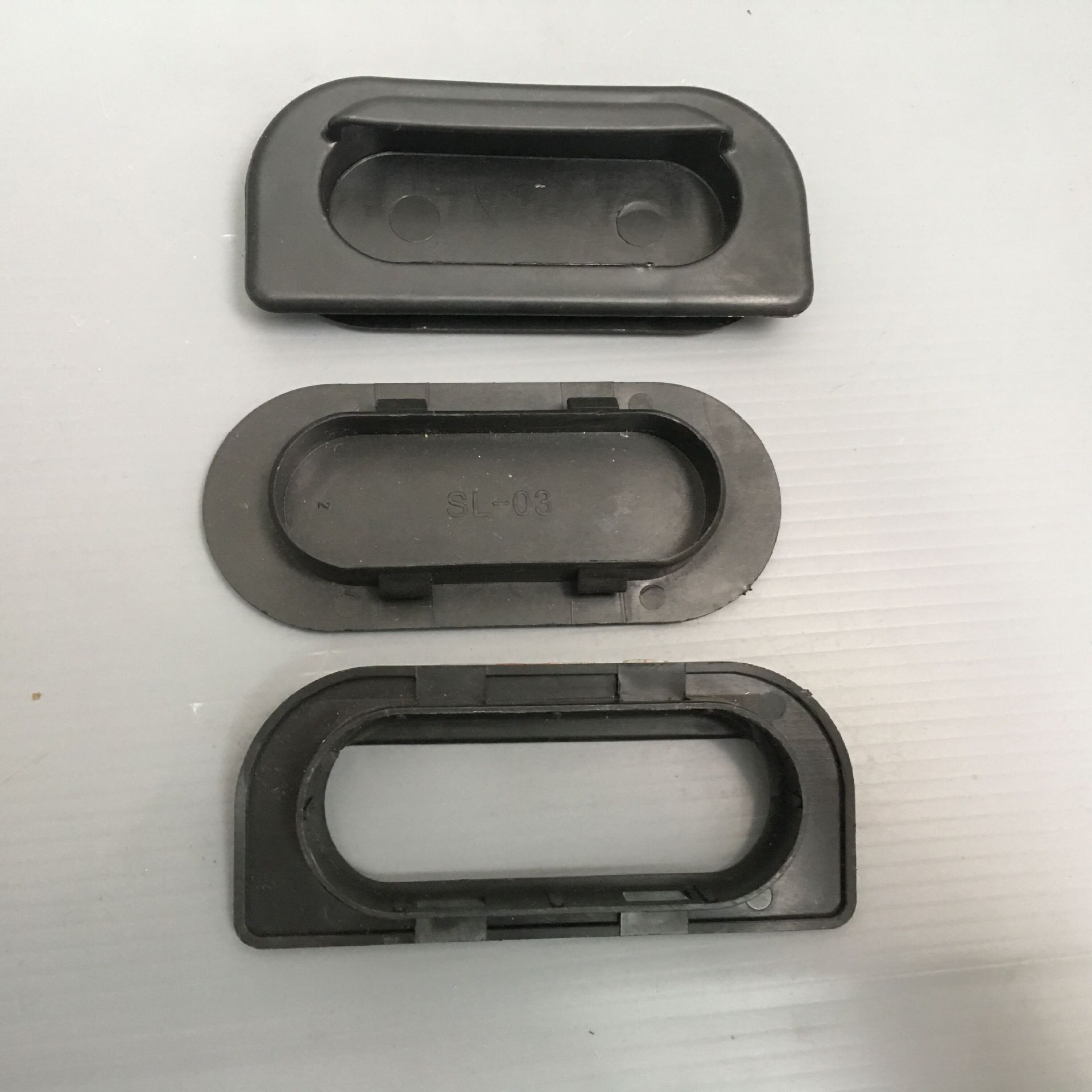 防静电黑色扣手 卡10MM厚度黑色分体扣手 黑色子母扣手