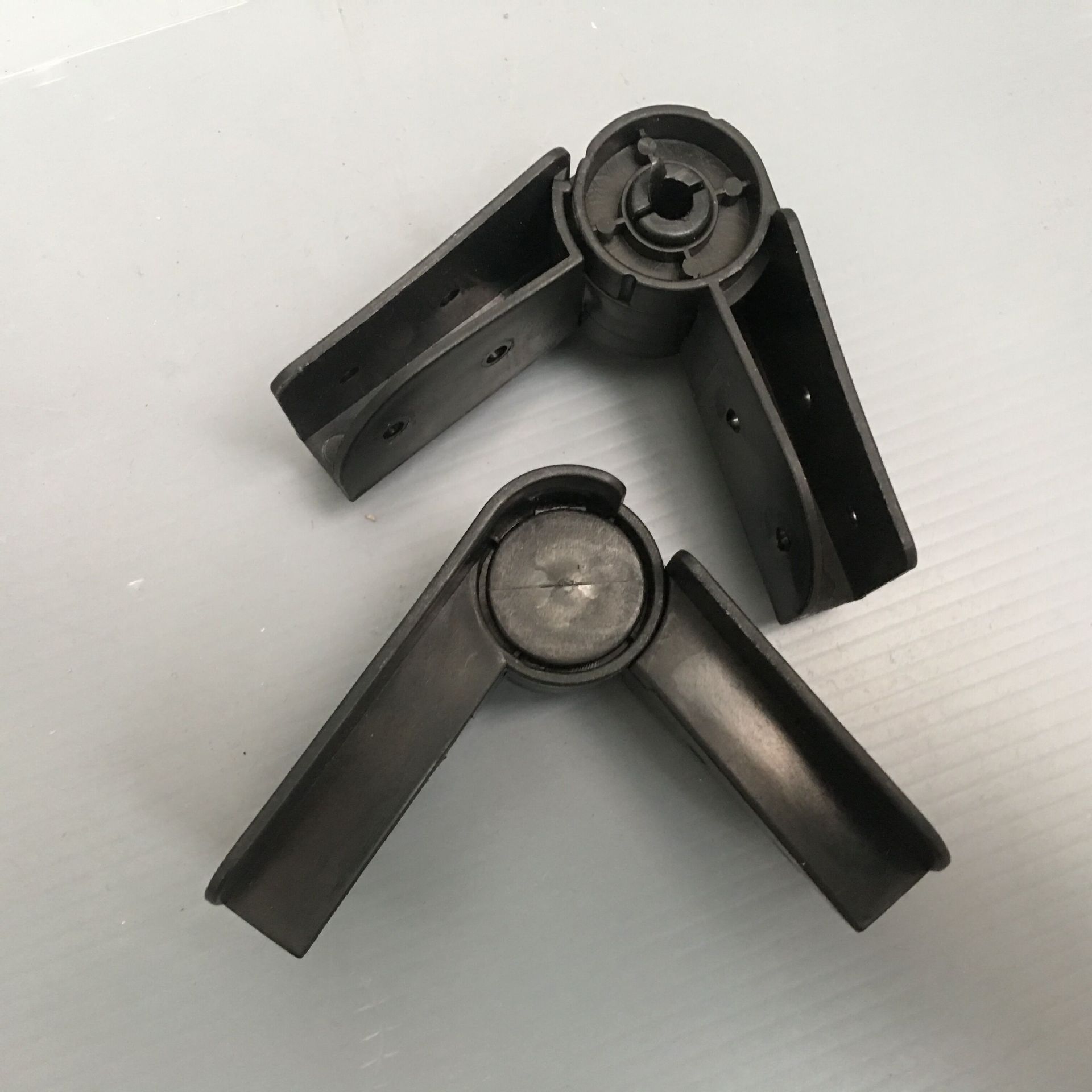 供应中空板箱配件 中空板箱弯角 中空板周转箱弯角 防静电弯角