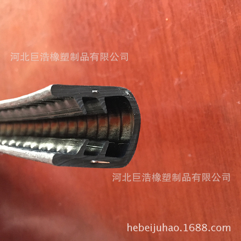pvcU型装饰密封条 装饰U型卡带密封条 卡带装饰密封条