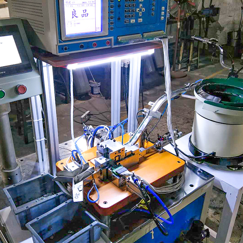 TYpe-C插头 自动测试机适用于不同的板间距和长度