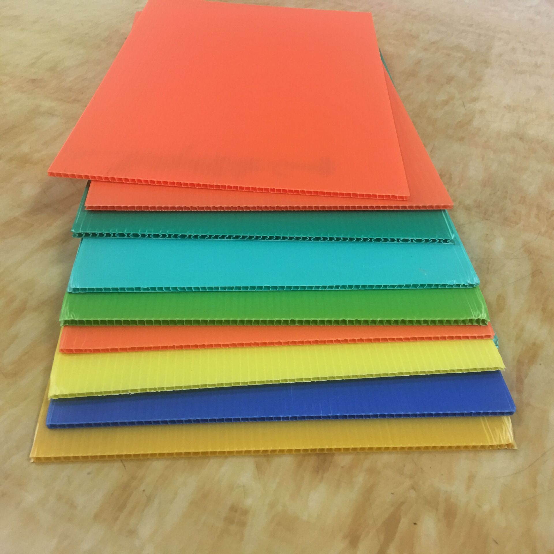 上海中空板批发 东莞彩色万通板 中空板广告牌 印刷万通板广告板