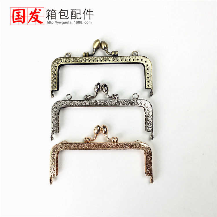 Spot 12.5 * 5CM relieve cuadrado cabeza de brotes de oro bronce oro claro