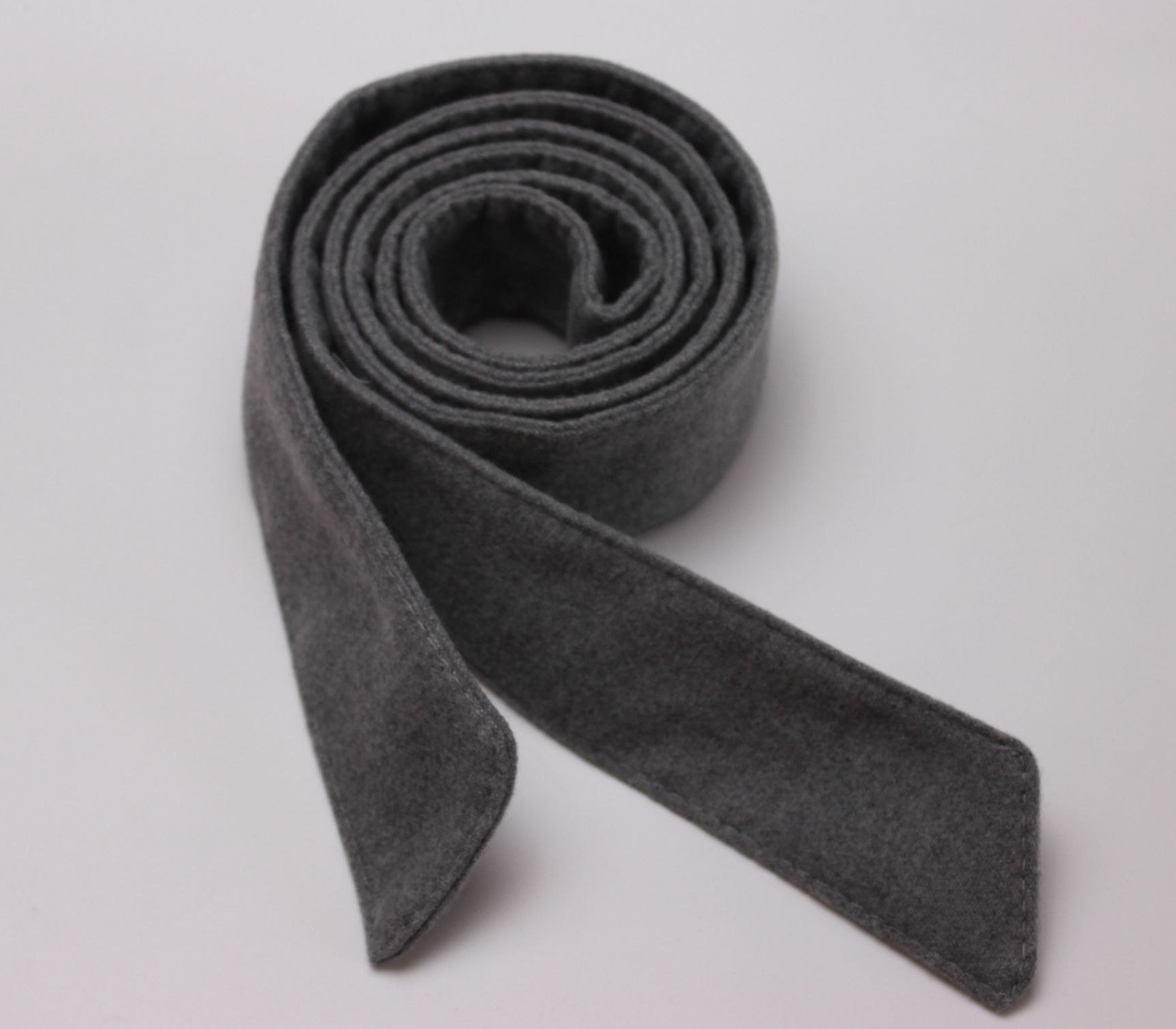 Cinturón ancho de mujer de doble cara abrigo de terciopelo de lana cinturón de arco decorativo negro ejército verde trench coat ribbon