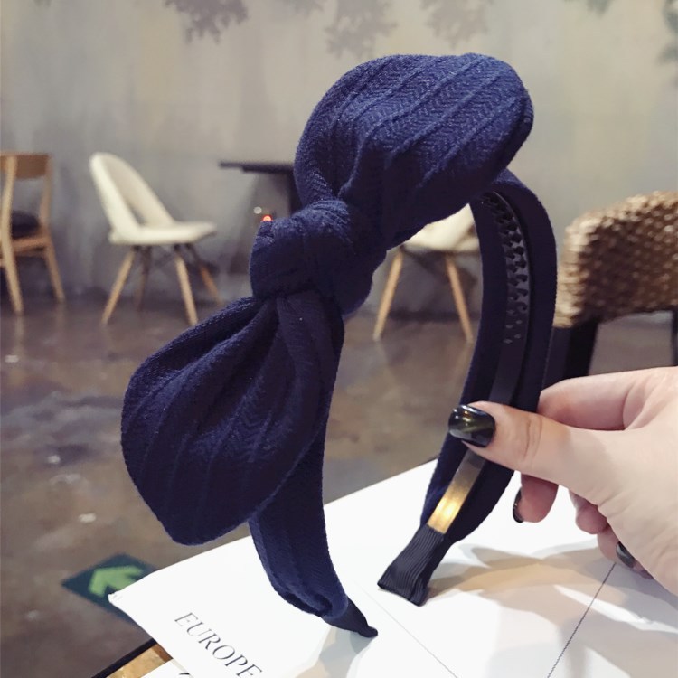 Corea del Sur simple nueva calidad de color sólido rayas Orejas de conejo arco borde ancho dentado antideslizante diadema para las mujeres