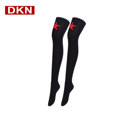 Chaussettes montantes en coton à rayures étoilées et trois bandes pour femme, longues et tricotées, tendance, 2025d_voghion.com