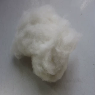红素瑶厂家供应兔绒原料羊绒混纺毛线质量好免费拿样