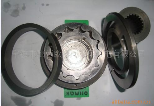 萨澳90R180补油泵