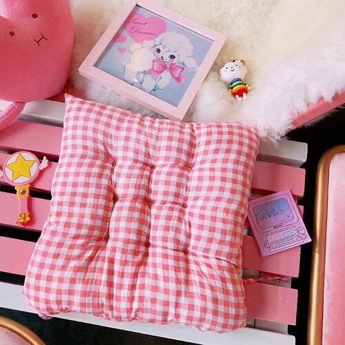 Japanese soft cute girl pink plaid cushion student dormitory office chair cushion winter thickened soft cushion