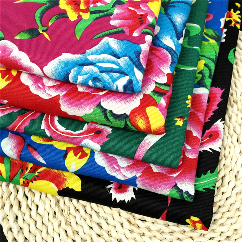 全棉厚款斜纹东北大花布，用于服装床上用品家居等面料加厚保暖