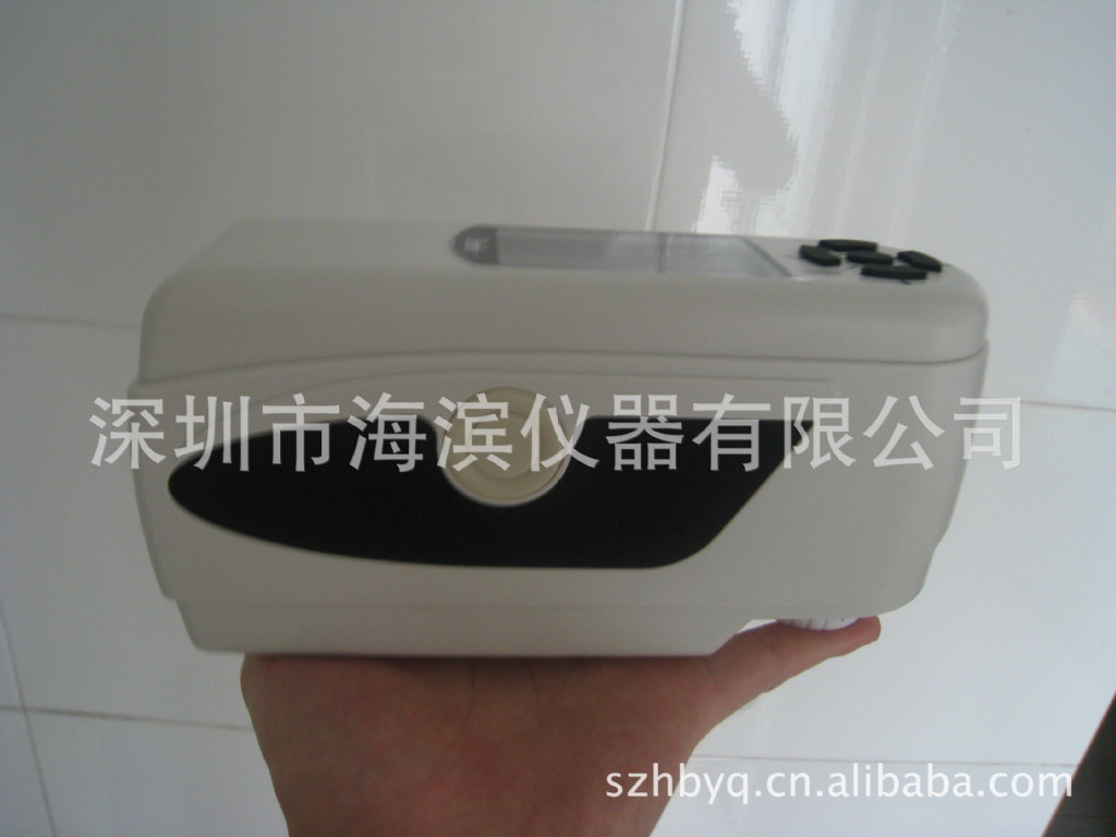 精密色差仪NH300颜色测色仪精度0.07口径8mm国产测色仪