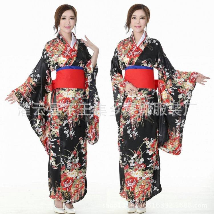 A Minimum Batch of Anime Hell Girl, the Magic Love Cosplay, Japanese Kimono Costume, Photography Photo Bathrobe