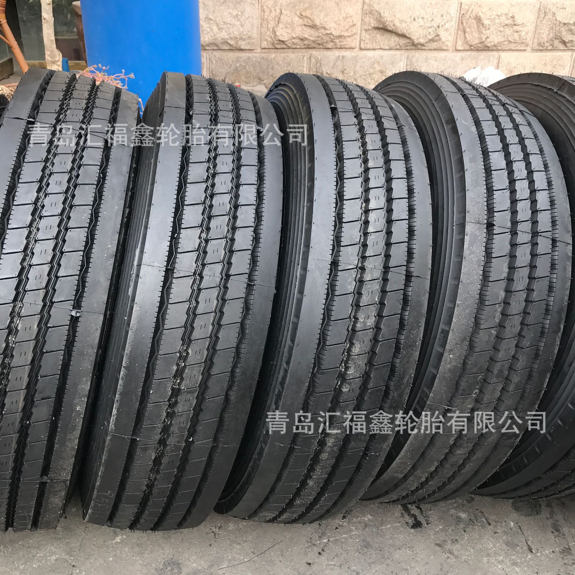 现货销售平板拖车载重轮胎9.5R17.5 GL283A