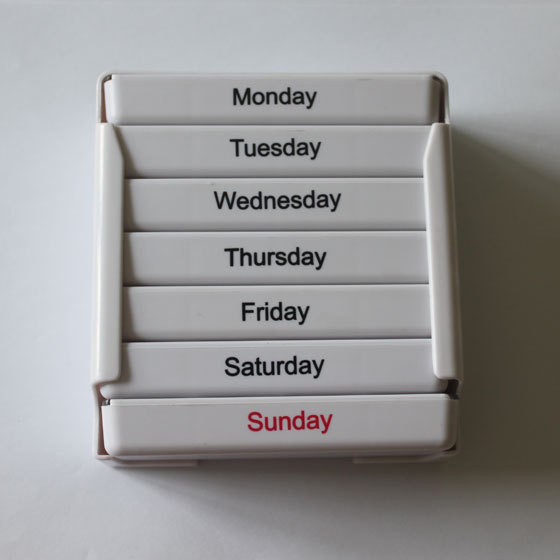 供应塑料药盒,28格药盒,一星期药盒,PP药盒