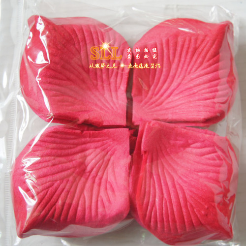 Wholesale rose wedding petals birthday festival wedding candle arrangement 100 pieces of non-woven rose petals
