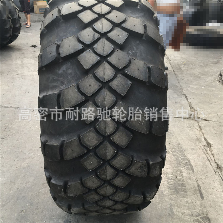前进轮胎1500x600-635 1200x500-508 15.5-20重型越野车轮胎