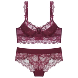 文胸套装;吊袜带;女士三角裤