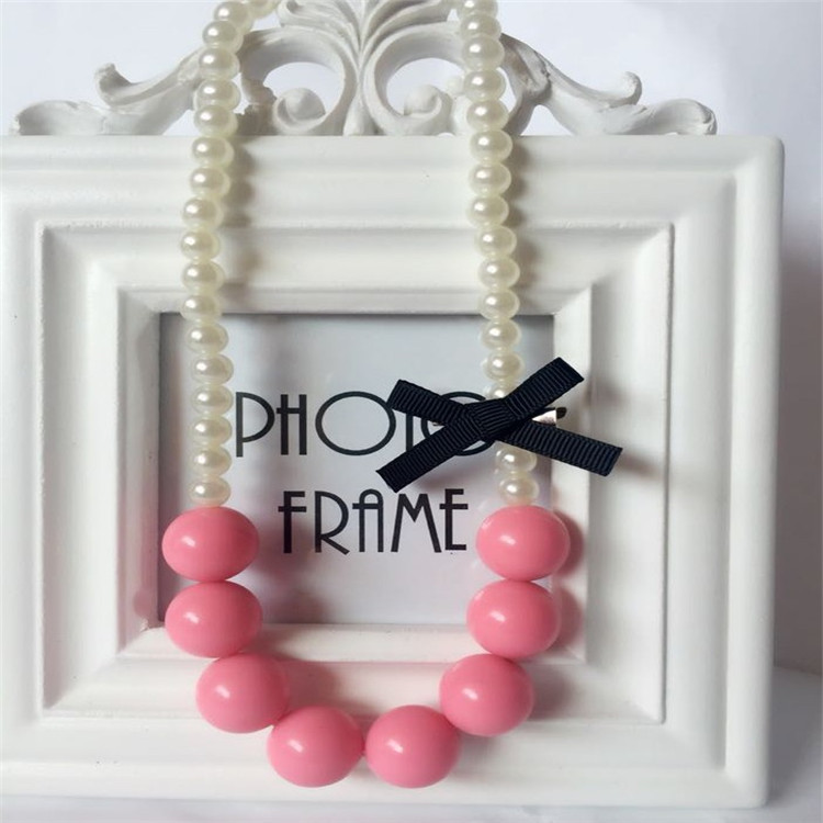 Children's necklace with bow pearl