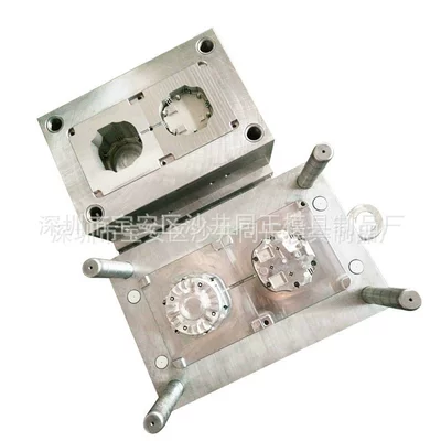 injection molding, Avtomobil hissələri qəlibləri