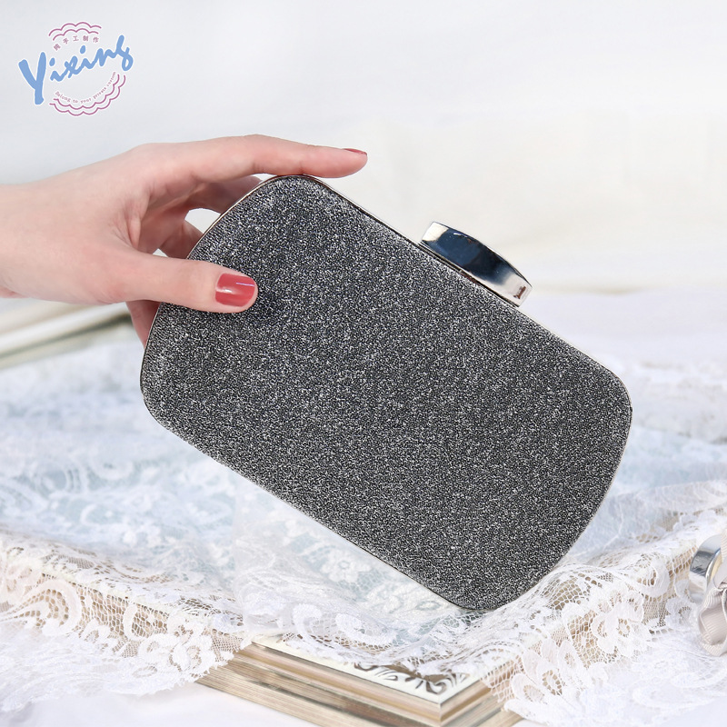 Bolso de vestir de estilo coreano al por mayor de fábrica PU bolso de noche embrague de moda bolso de las axilas de las mujeres entrega de una sola pieza