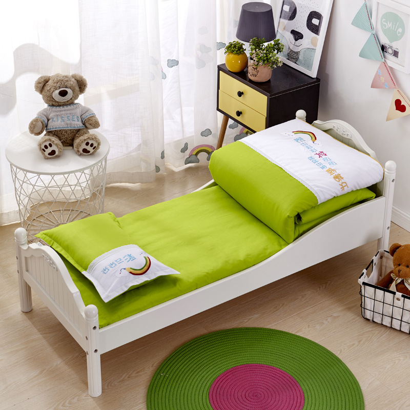 Wholesale solid color striped kindergarten quilt bedding three-piece six-piece pure cotton quilt winter quilt children's cartoon