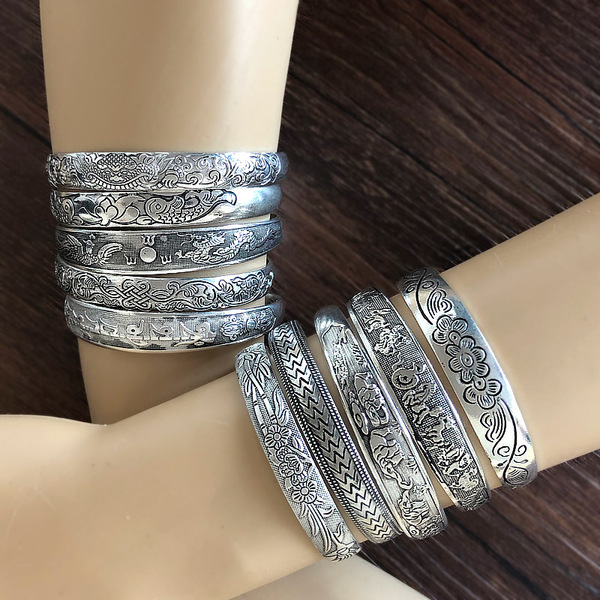 retro silver bracelet