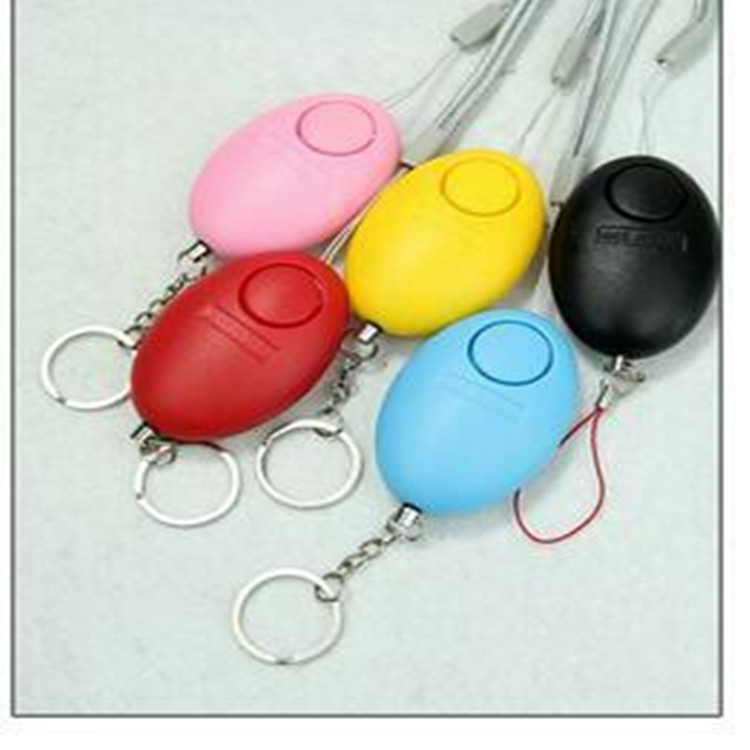 Hot-Selling Personal Self-Defense Alarm Anti-Wolf Device Tool for Women Self-Defense Outdoor Supplies Keychain Small Pendant