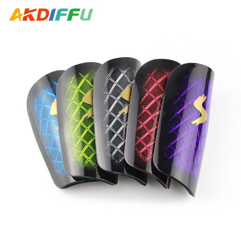 Aikedifei 7028 # patrón de diamante transparente protector de la pierna de inserción de color de fútbol Shin Guard protección anticolisión