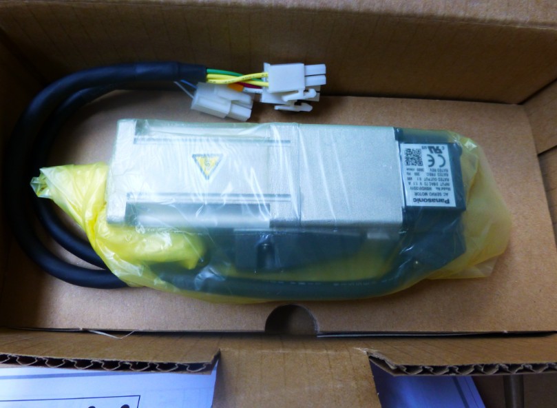 松下电机MSMD5AZP1U+MADDT1205003、MSMD012P1U/P1V/P1S/P1T/S1S