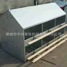 中兴畜牧生产24穴产蛋箱优质镀锌板产蛋窝土鸡产蛋箱