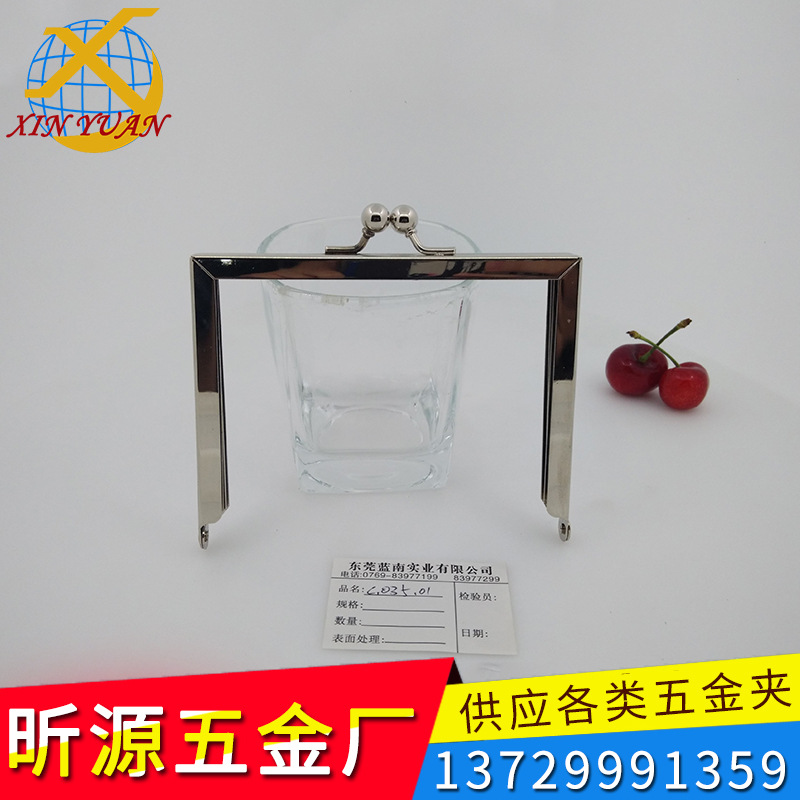 大量供应手袋五金夹,晚宴包配件,银包铰 ，手抓包金属扣