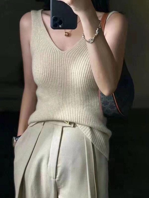 French-style Cashmere Knitted Camisole Women's V-neck Slim-fit Short Sleeveless Inner Base Shirt Solid Color All-match Top