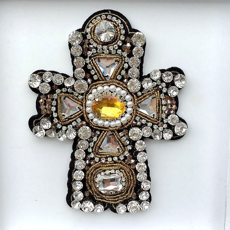 Nuevo en stock industria pesada hecha a mano con cuentas de tela pegatinas de cristal Cruz ancla decoración parche pegatinas zapatos y sombreros accesorios de bricolaje