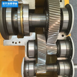 塑料挤出机;其他塑料机械;塑料拉丝机