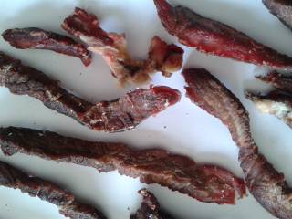 牛肉干真空装撒装灭菌后在装袋灭j菌烘干设备内蒙牛肉条灭菌设备