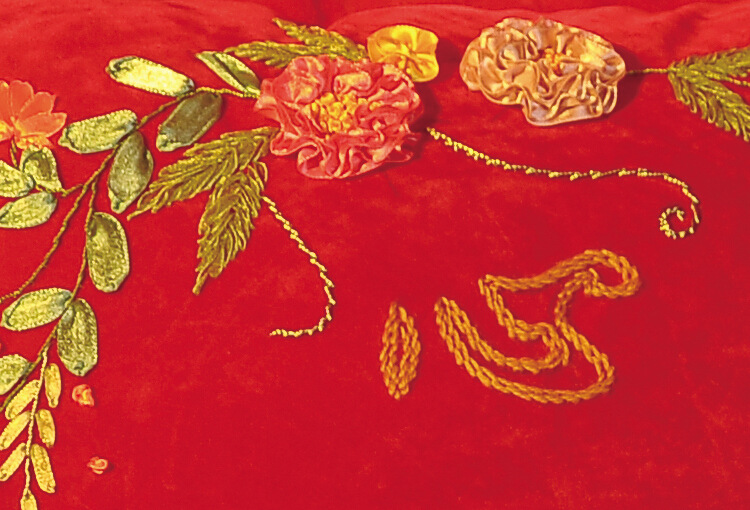 Oujin seda cinta bordado almohada DIY material paquete cojín almohada festiva boda franela roja flor salón dormitorio