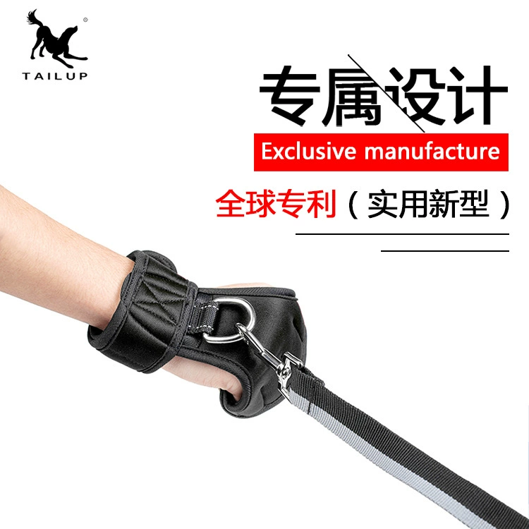 Полезная модель запатентованная собака выгул домашних животных тяговые перчатки Взрывозащищенная цепь для собак с собачьим костюмом оптовая продажа с фабрики