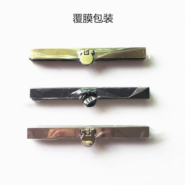 In stock: 11CM borde redondo cabeza recta oro borde borde bolsa hardware accesorios de bisagra bolsa de plata al por mayor