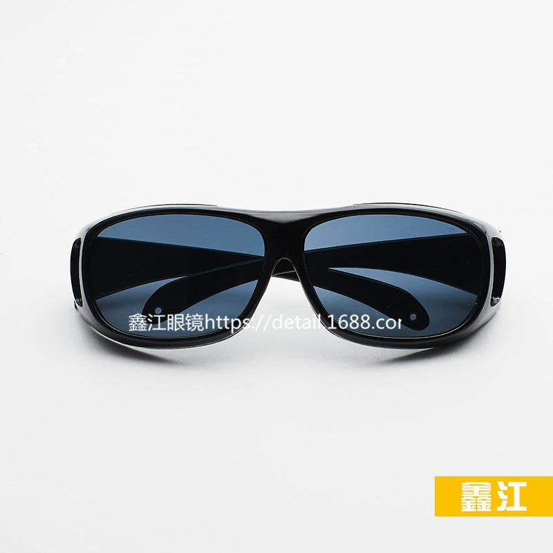 Full -frame TV sunglasses manufacturer Driver night vision glasses anti -sand anti -flying worm riding latter spot wholesale