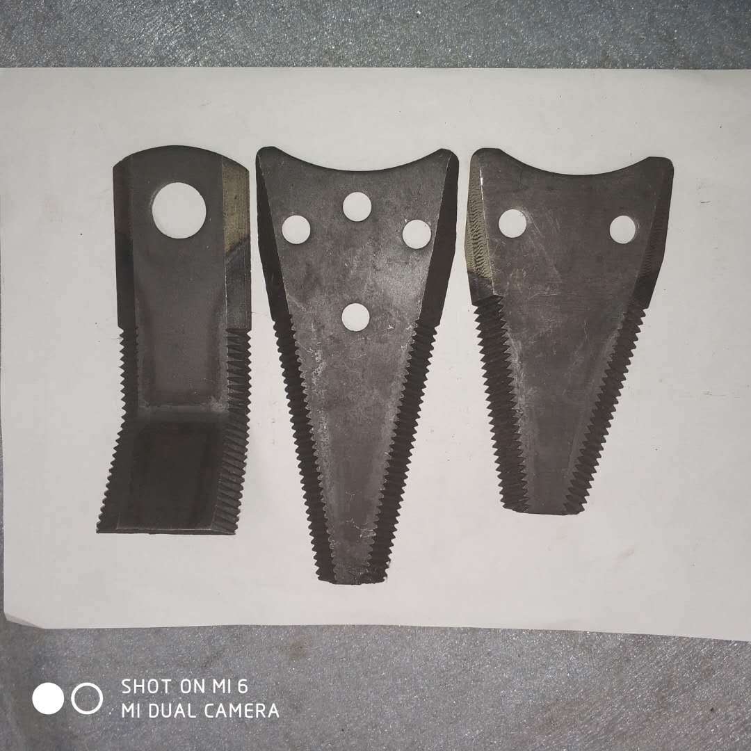 夏季厂家供应仁达粉碎机刀片  仁达还田机刀片  粉碎机刀片