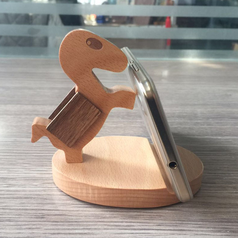 Soporte de madera para teléfonos móviles creativos Pony Teléfonos móviles Toma Monedas de haya Perezoso Teléfonos móviles Logos grabados
